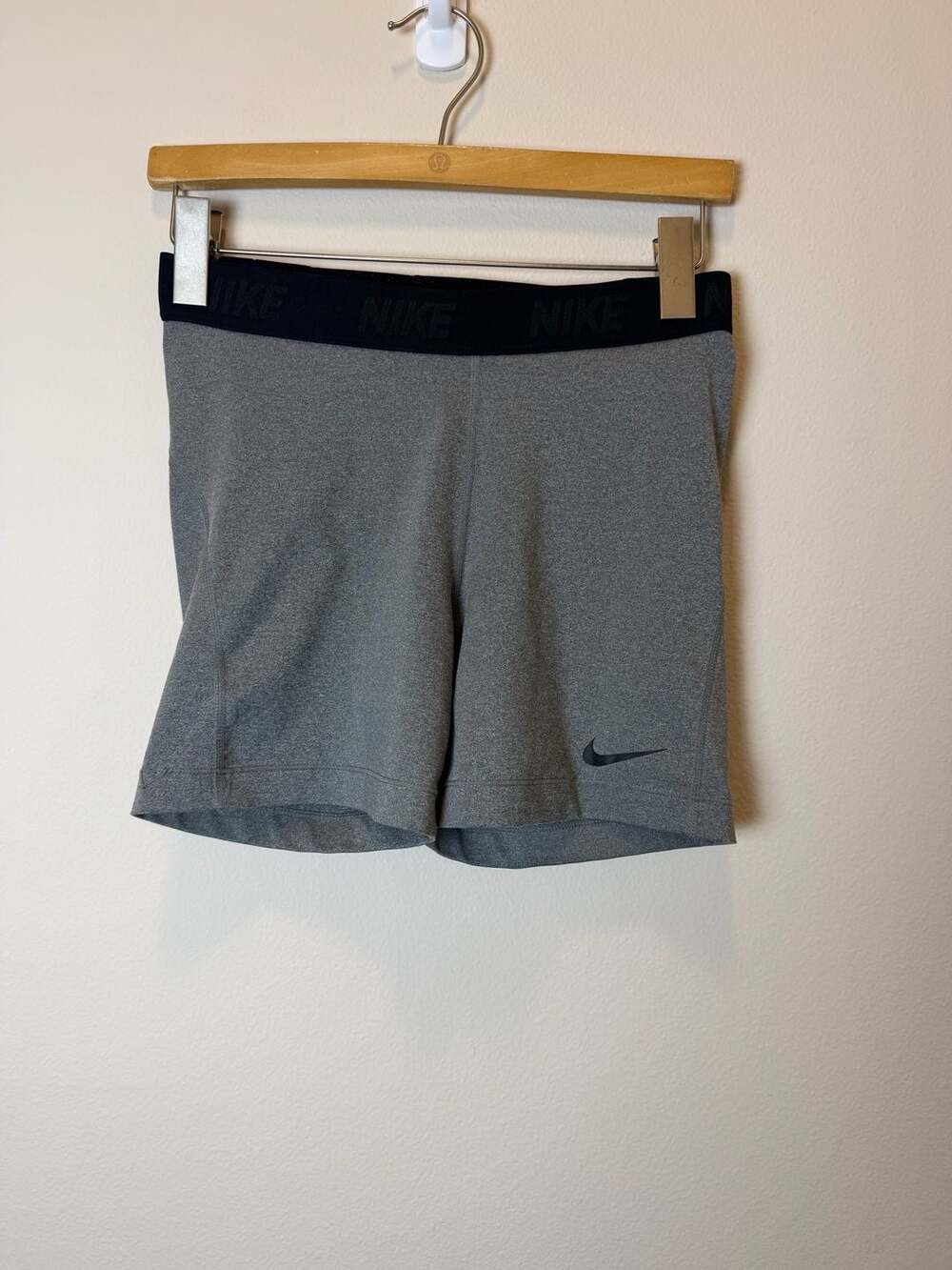 Nike Pro Grey Athletic Compression Shorts Size Large